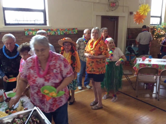 2015 photo luau guests